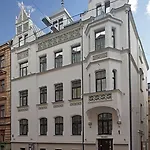 Rija Centre
