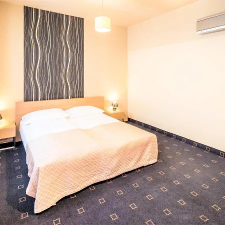 Hotel Rija Centre 4*