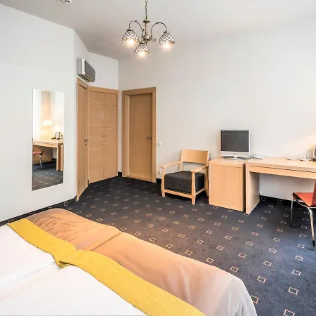 Hotel Rixwell Terrace Design With Free Parking Riga