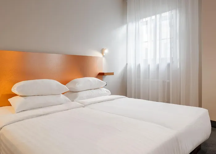 Rija Centre מלון 3*