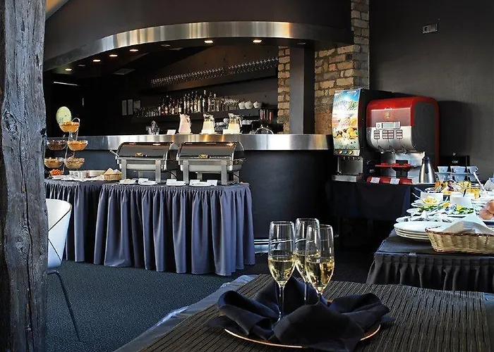 מלון Rija Centre 3*