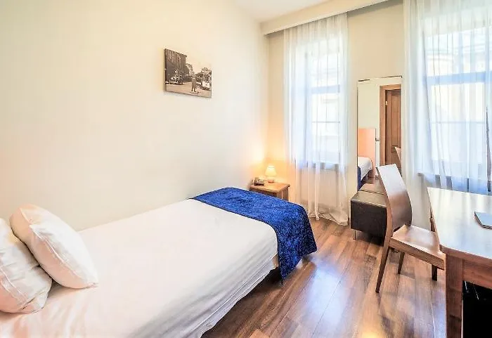 Rija Centre Hotel 3*